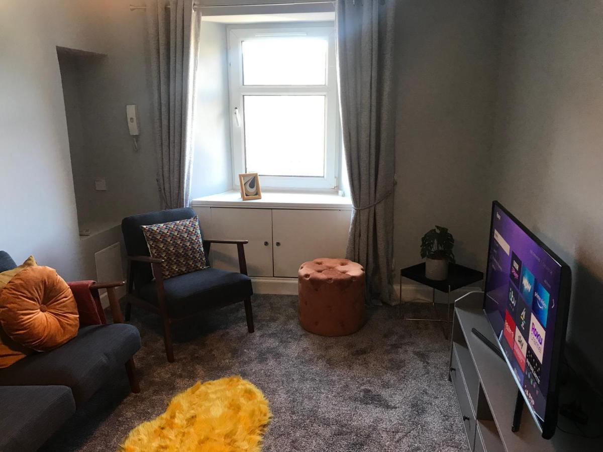 Fantastic 2 Bed Flat In Dunblane High Street Daire Dış mekan fotoğraf