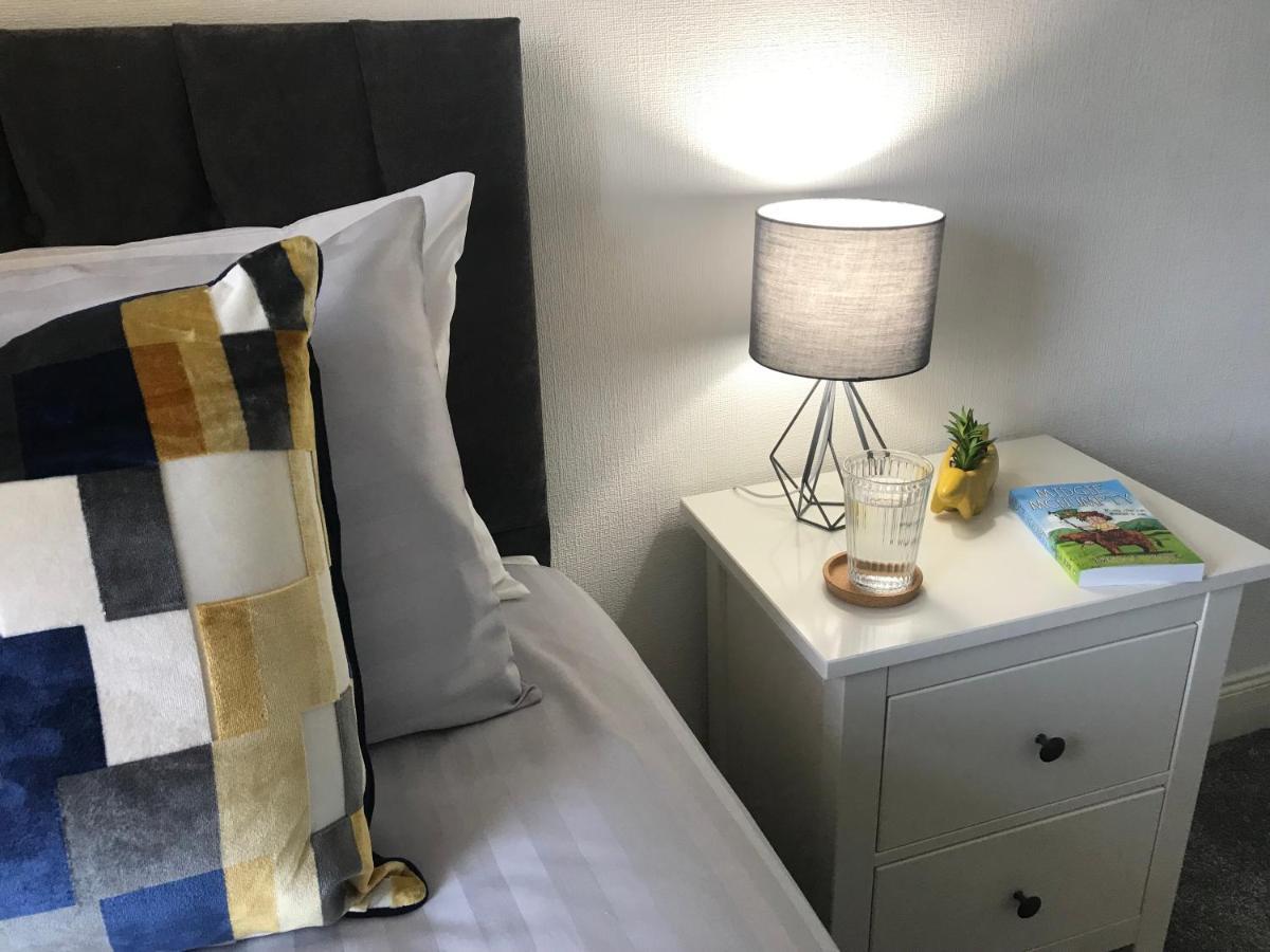 Fantastic 2 Bed Flat In Dunblane High Street Daire Dış mekan fotoğraf